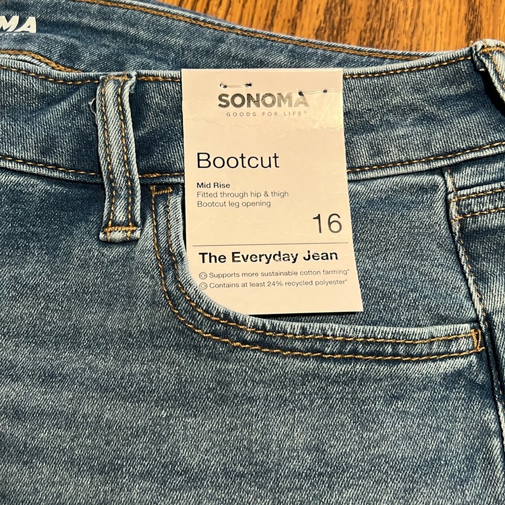 Women’s size 16 Jeans Brand new